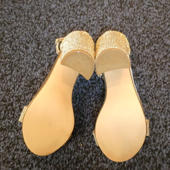 Steve Madden Carrson silver crystal ankle strappy block-heel sandals Size 6.5 - Picture 7 of 8